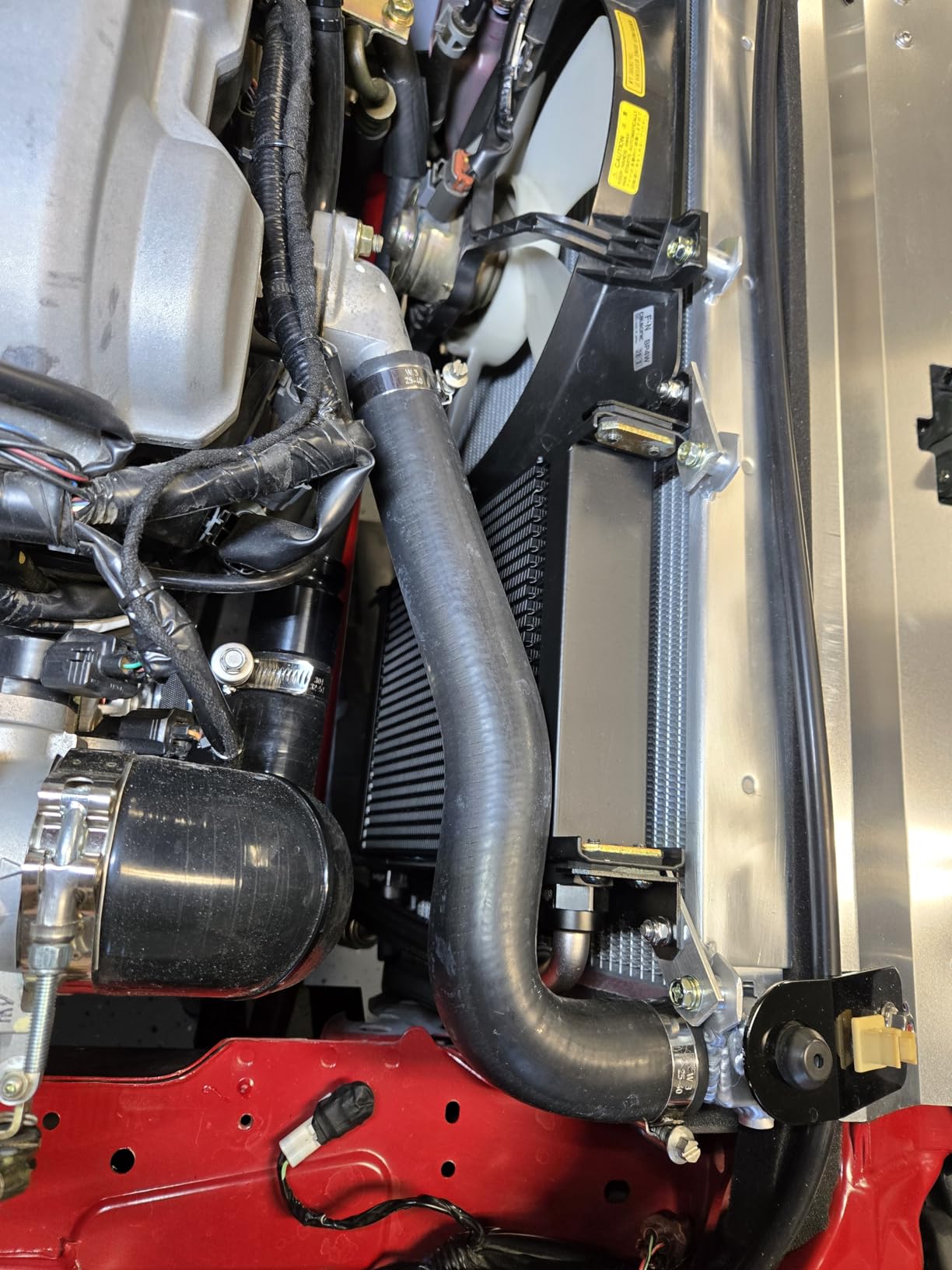 Setrab 6-Series ProLine STD Oil Cooler - 19 Row 235 Matrix | High-Performance Stacked-Plate Radiator | M22 Female Ports | 11.14” x 5.75” x 1.83” | Compatible with SUSA ProLine Adapter Fittings customer photo 1