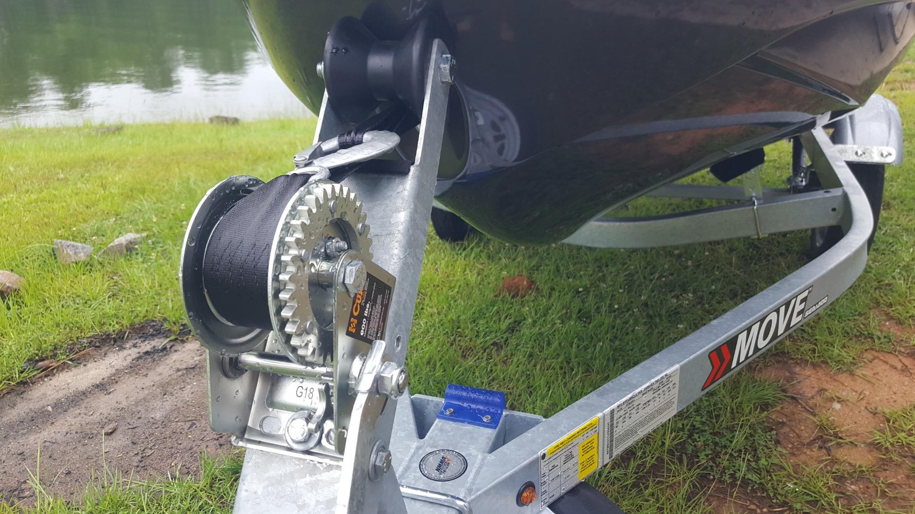 CURT 29423 Manual Hand Crank Boat Trailer Winch, 900 lbs Capacity, 6-1/2-Inch Handle, 3.25:1 Gear Ratio, CLEAR ZINC customer photo 2