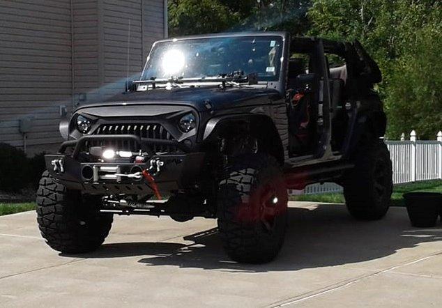 EAG Rock Sliders Fit for 07-18 Wrangler JK 4 Door Rocker Guard Body Armor customer photo 2