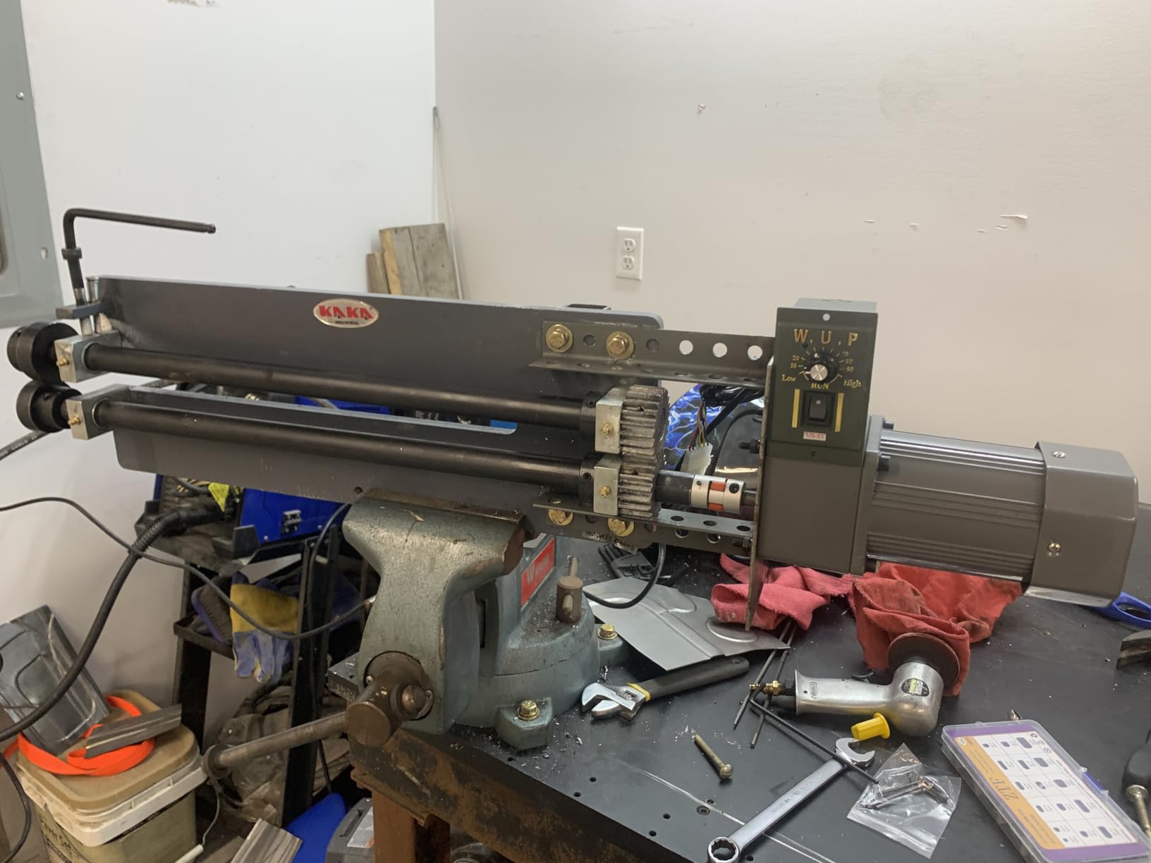 Sheet Metal Bead Roller, 18 Gauge KAKA INDUSTRIAL RM-12 customer photo 2