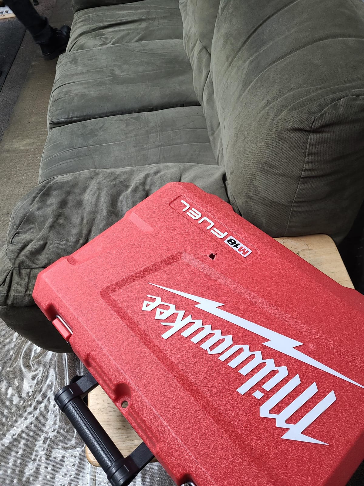 Milwaukee 2897-22 M18 Fuel 2-Tool Combo Kit, Red customer photo 1