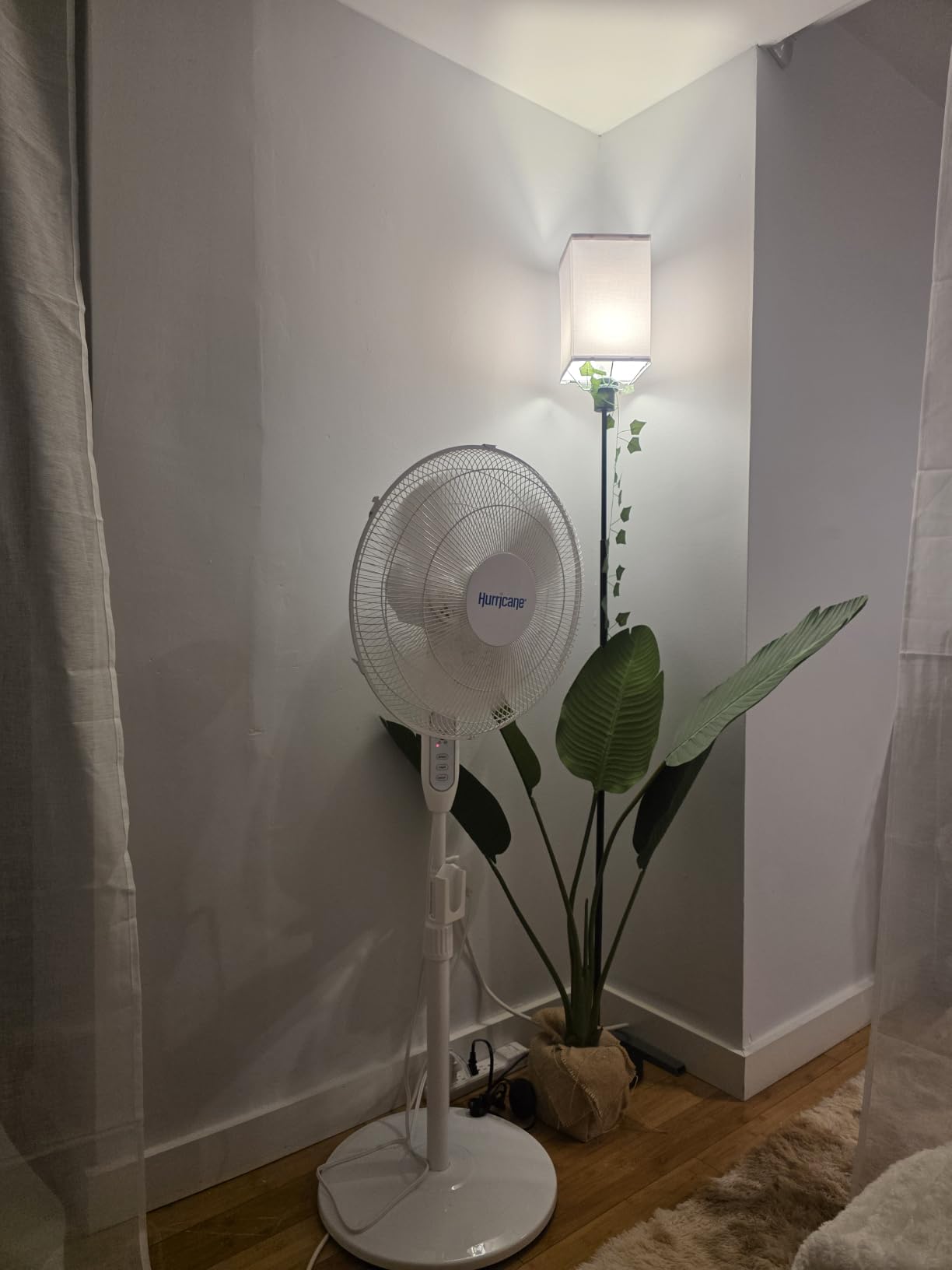 Hurricane Pro High-Velocity Oscillating Metal Stand Fan, 3 Speeds, 20in customer photo 1