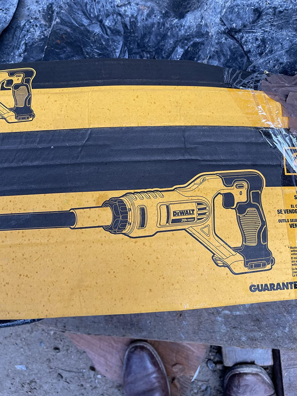 DEWALT DCE531B 20V MAX* Pencil Vibrator (Tool Only) customer photo 1