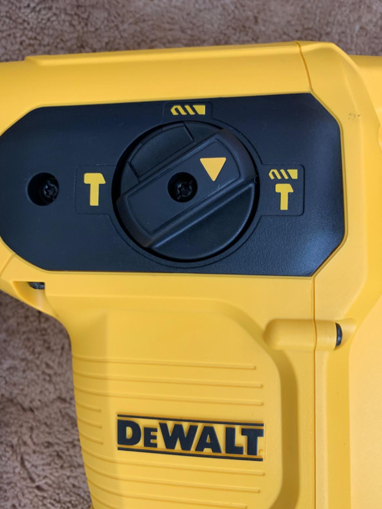 DEWALT Rotary Hammer/Drill Combination Kit, SDS MAX, 40mm (D25481K) customer photo 1