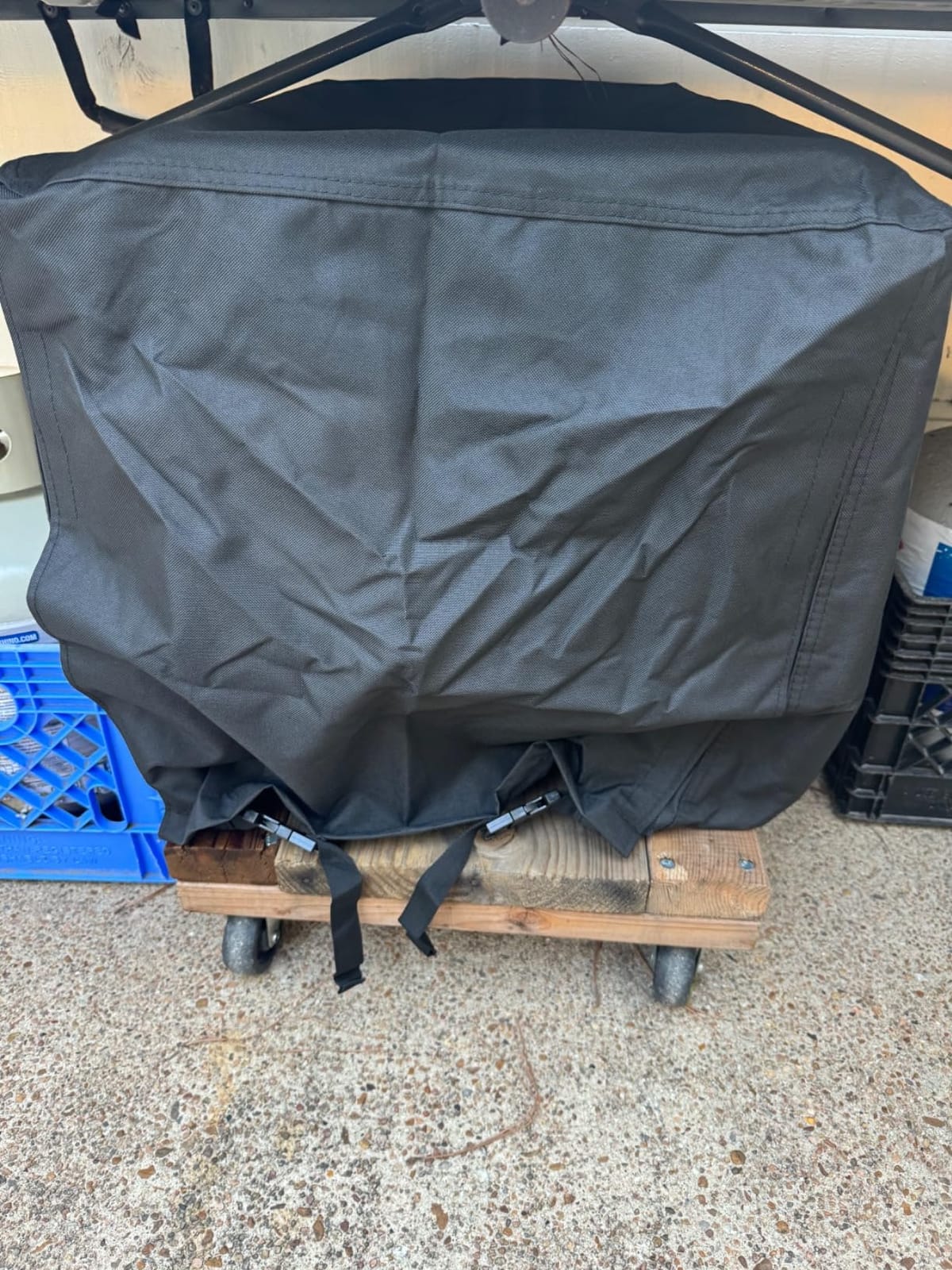 Porch Shield Generator Cover for 5000-10000W, 32 x 24 x 24 inch, Black customer photo 1