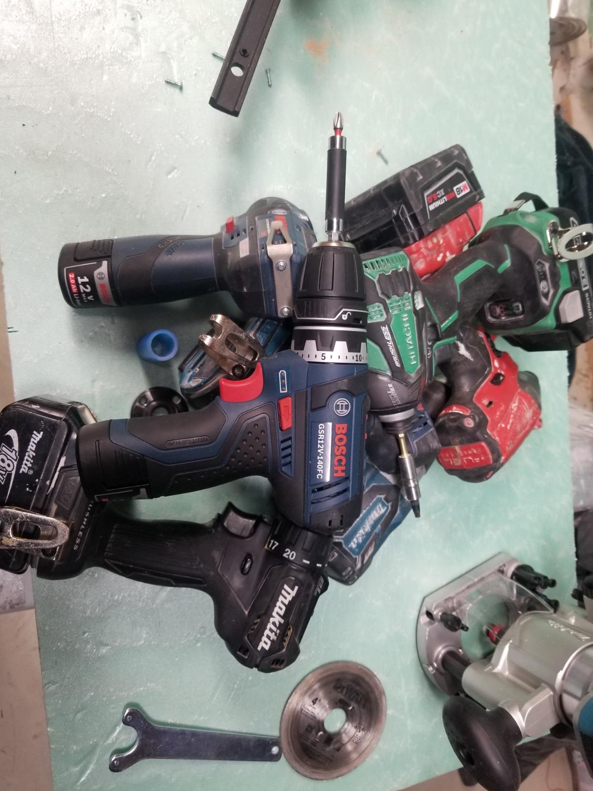 BOSCH GSR12V-140FCB22 12V Max Drill/Driver, Flexiclick, 2 Batteries customer photo 2