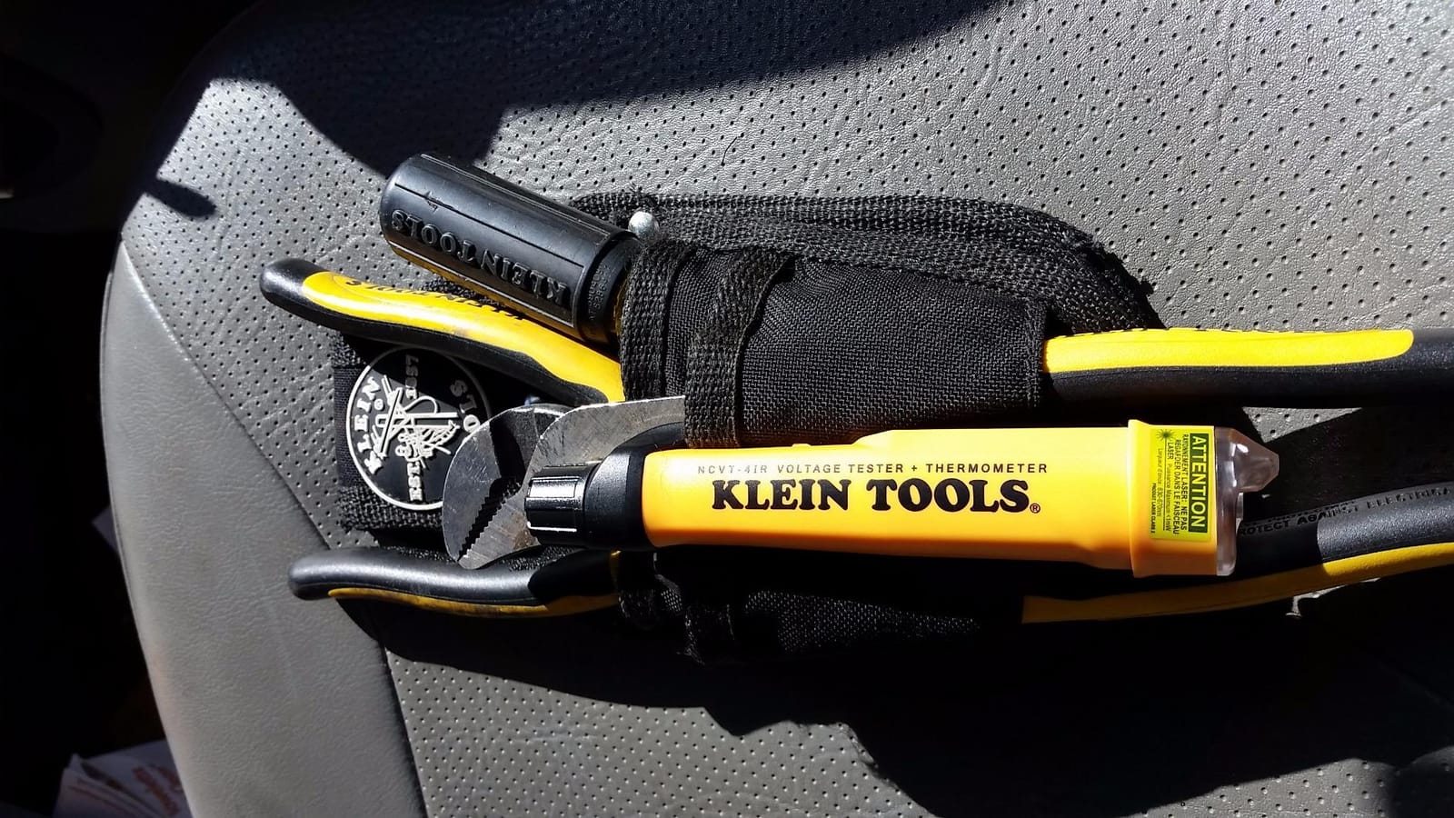 Klein Tools NCVT-4IR Non-Contact Voltage Tester, 12-1000V AC Pen with IR Thermometer -22 to 482-Degree Fahrenheit, LED and Audible Alarms, Pocket Clip customer photo 1