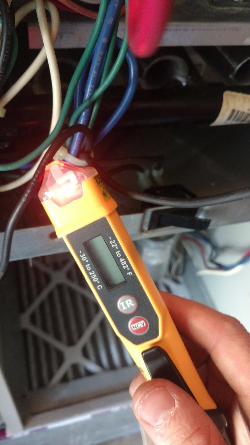 Klein Tools NCVT-4IR Non-Contact Voltage Tester, 12-1000V AC Pen with IR Thermometer -22 to 482-Degree Fahrenheit, LED and Audible Alarms, Pocket Clip customer photo 2
