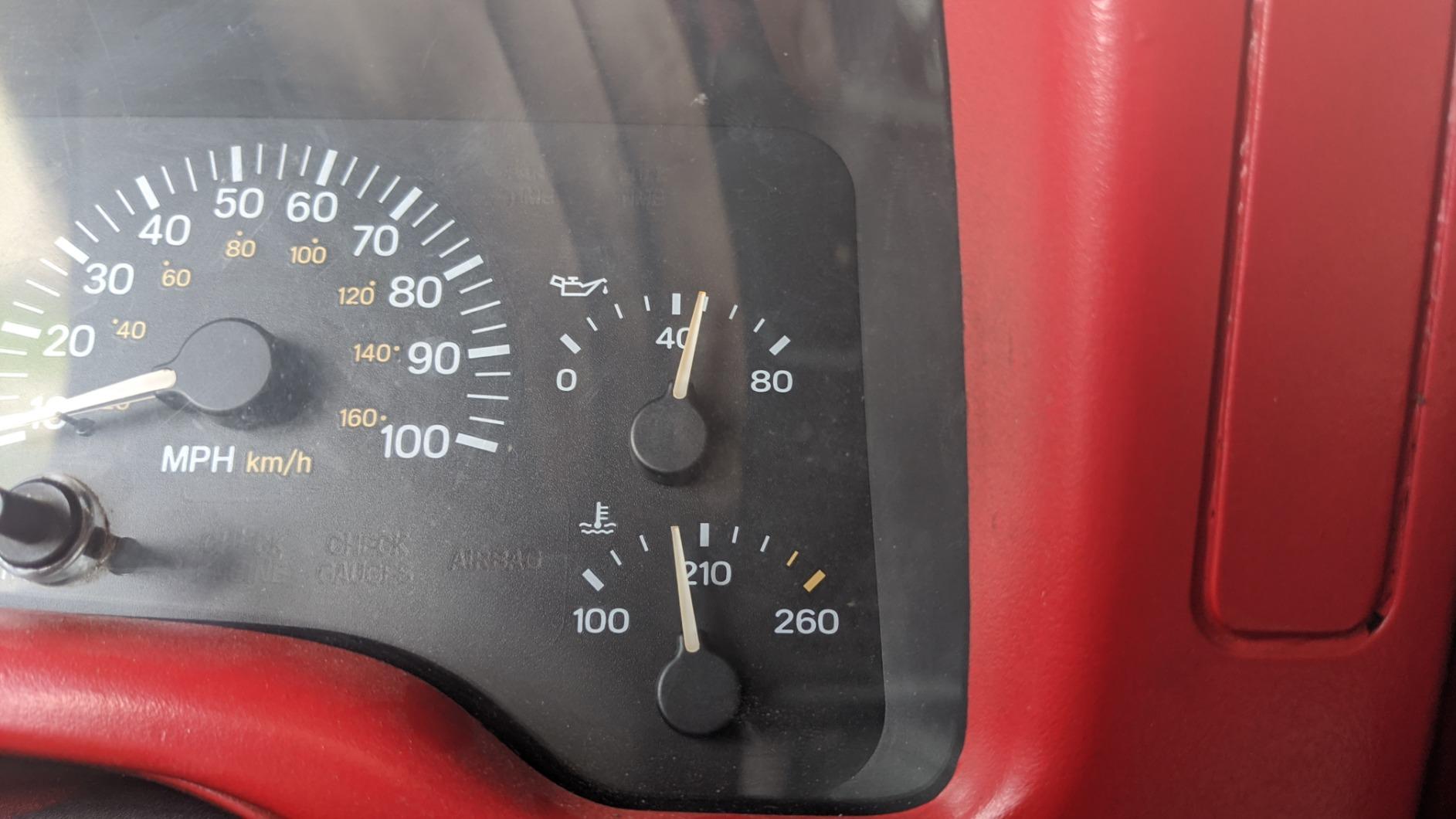 Mishimoto MMRAD-XJ-89 Performance Aluminum Radiator, Compatible with Jeep Grand Cherokee XJ, 1989-2001 customer photo 2
