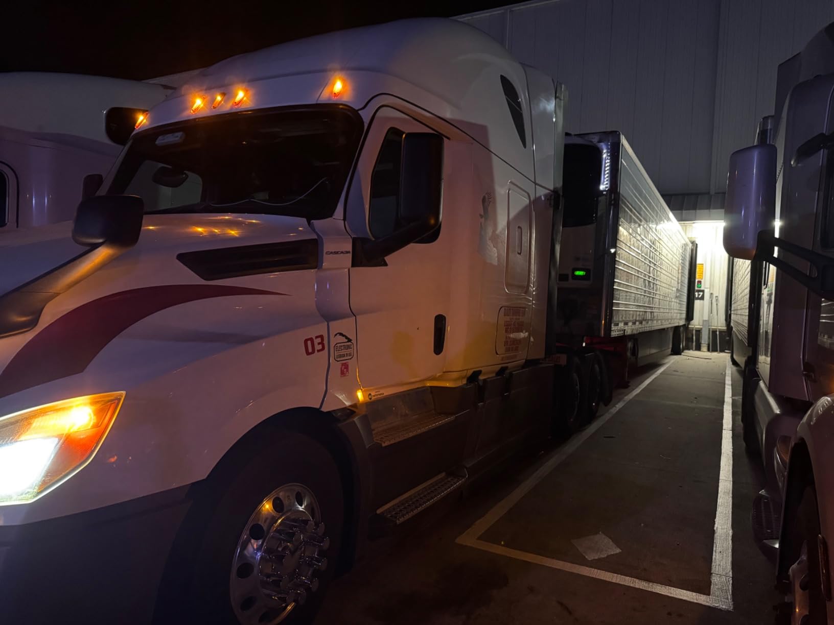 Triax Fleet Supreme ESP 5W-40 API CK-4 Full Synthetic Heavy Duty Diesel Engine Oil | Moly Boron Friction Modified | Extended Drain (1 Gallon) customer photo 2