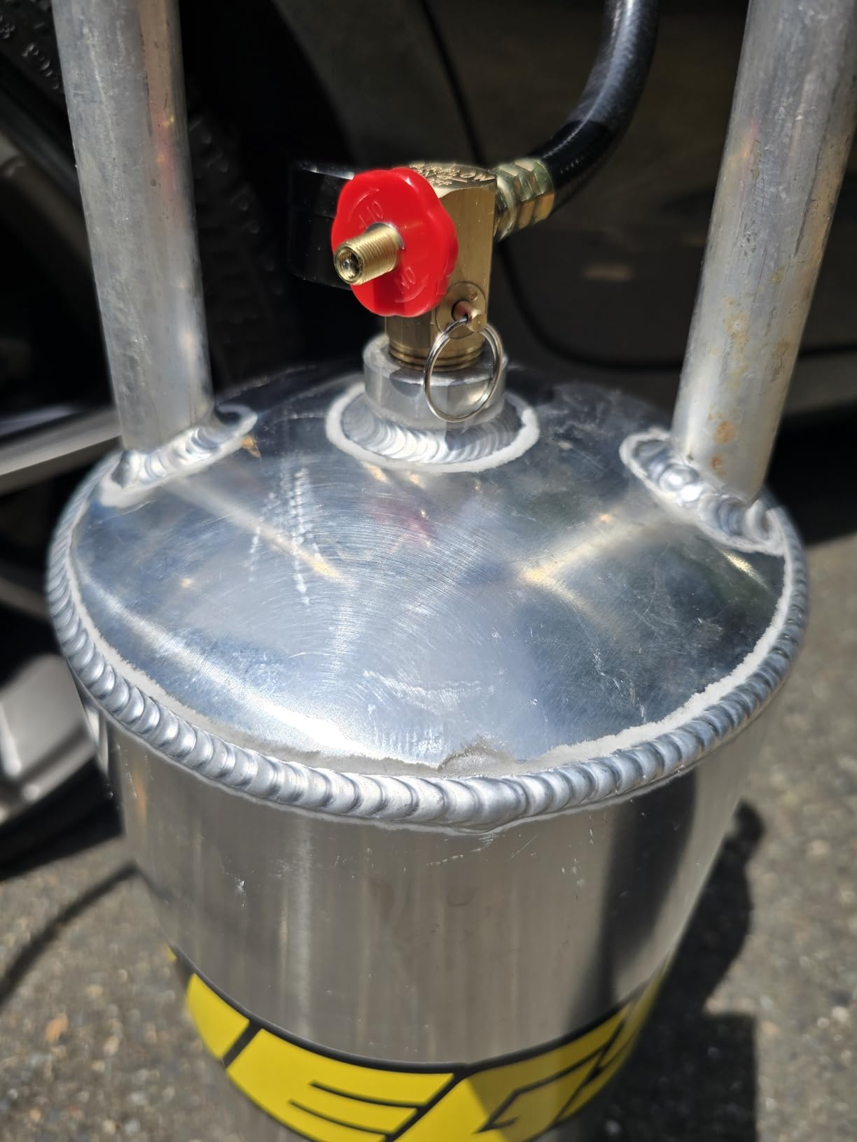 3 gal. Vertical Portable Aluminum Air Tank customer photo 1