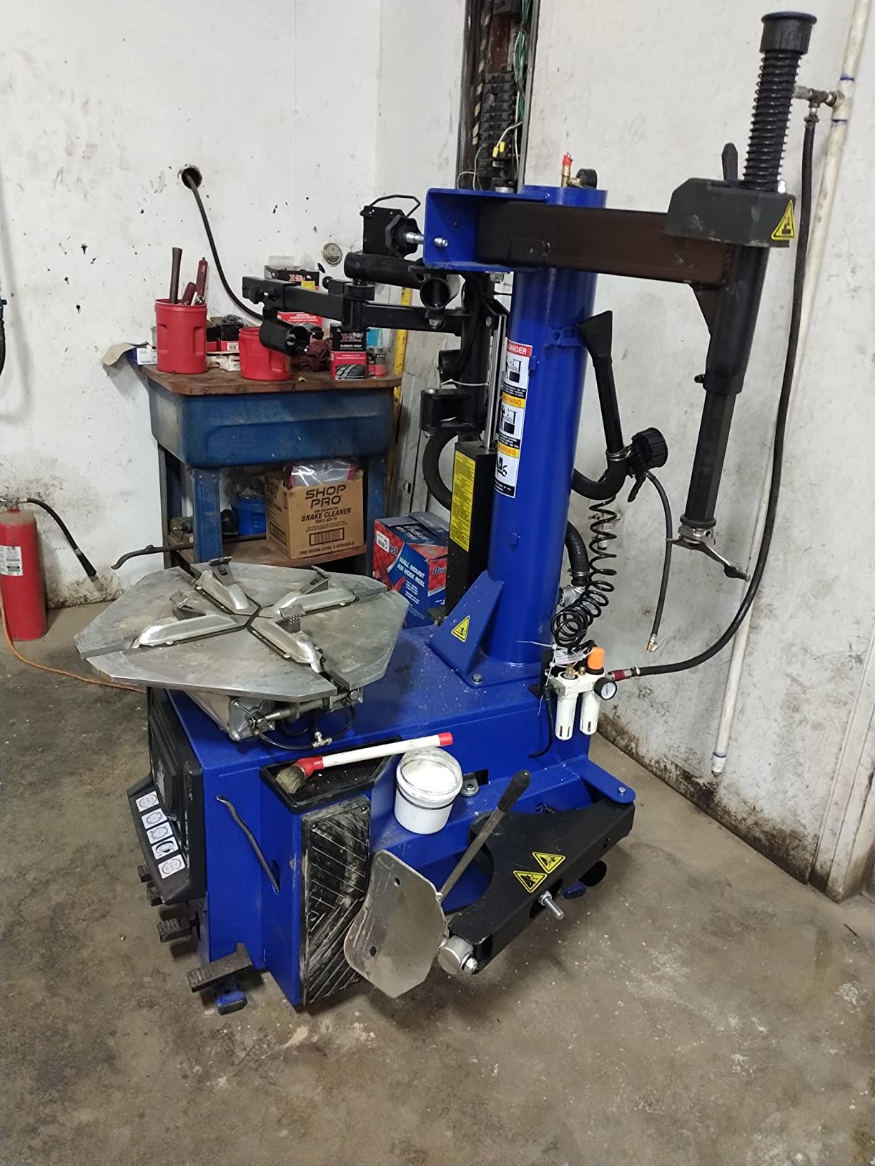 XK-2.0 Horse Power Tire Changer Wheel Changers Single Machine Rim Clamp 960 w/Auxiliary Arm and Air Bead Blaster Function, 12 Month Parts Replacement 110V customer photo 1