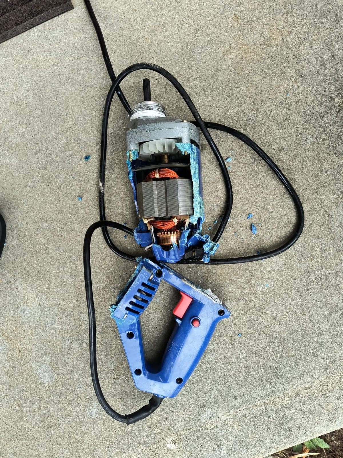 Seeutek Concrete Vibrating Tool, 1500W 6.6FT Handheld Cement Vibrator customer photo 1