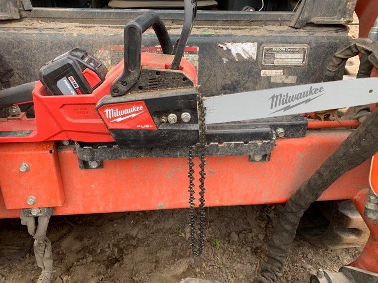 Milwaukee Electric Tools 2727-21HD Chainsaw Kit customer photo 2