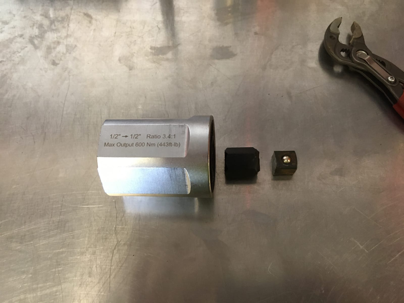 FIRSTINFO 3.4:1 Compact Torque Multiplier Wrench 600 Nm (443 ft-lbs) customer photo 2