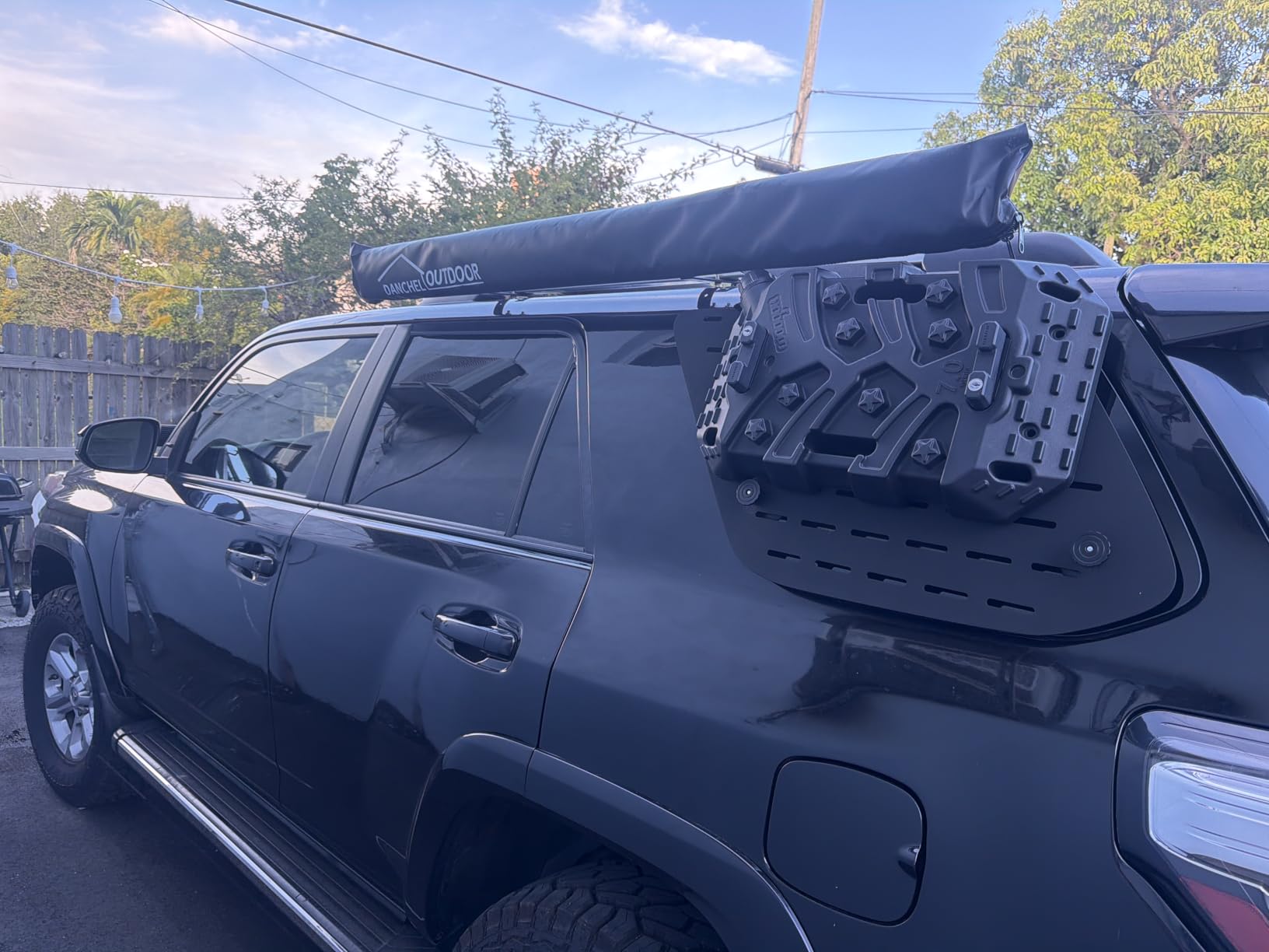 DANCHEL OUTDOOR Car Awning 6.5x8.2ft Roof Rack Pull-Out Sun Shelter Canopy, Waterproof 4x4 Vehicle Side Overland Awning Camping, Gray customer photo 2