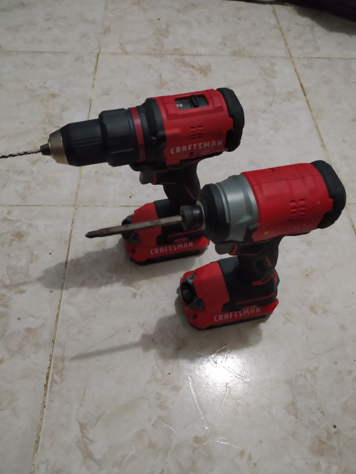 CRAFTSMAN V20 MAX Cordless Drill and Impact Driver, Power Tool Combo Kit with 2 Batteries and Charger, Variable Speed (CMCK210C2) customer photo 1