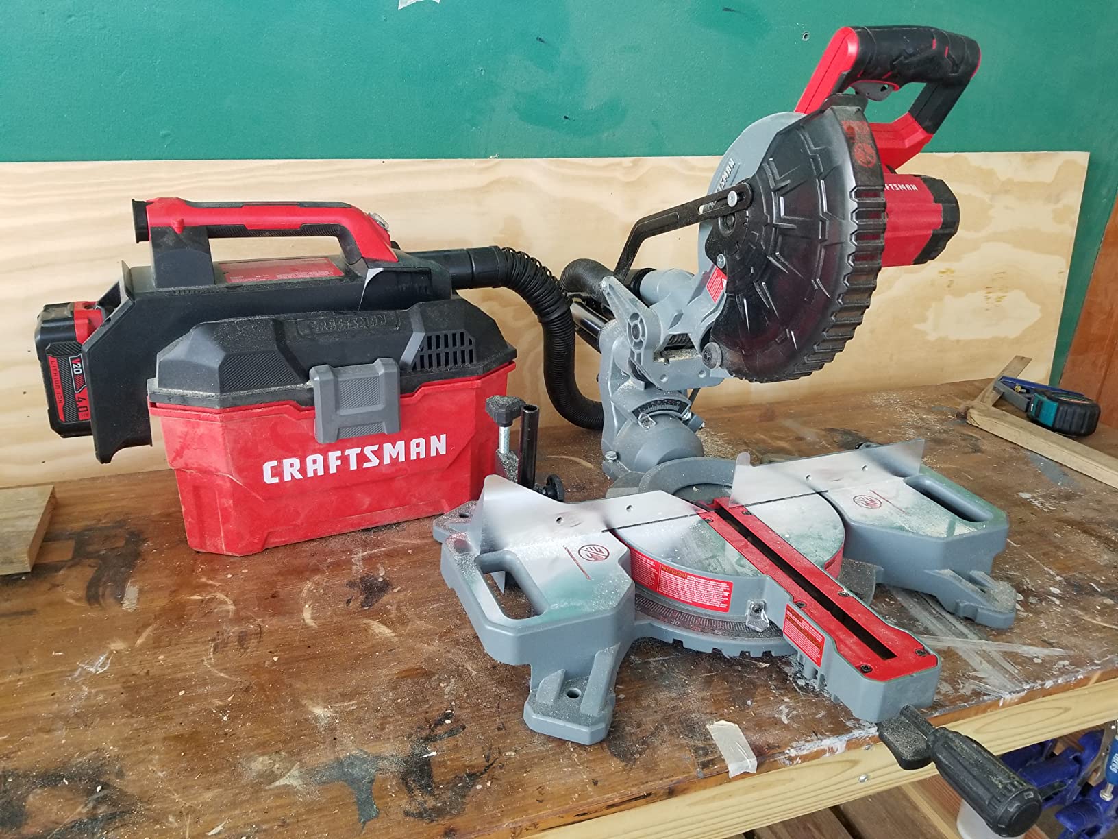 CRAFTSMAN V20 Cordless Sliding Miter Saw, 7-1/4 inch, Single Bevel, Battery and Charger Included (CMCS714M1) customer photo 1