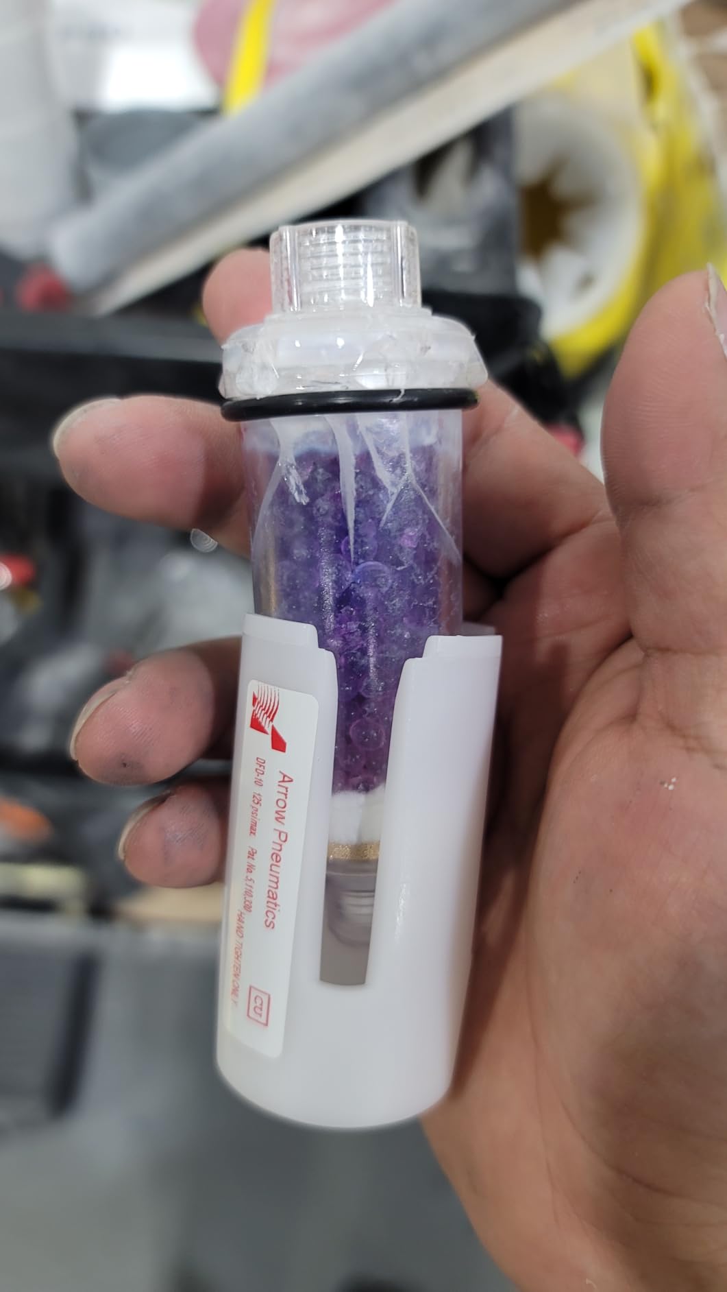 PneumaticPlus Compressed Air in-Line Desiccant Filter Dryer for Spray Gun or Pneumatic Tools - DFD-10 (Pack of 2) customer photo 2