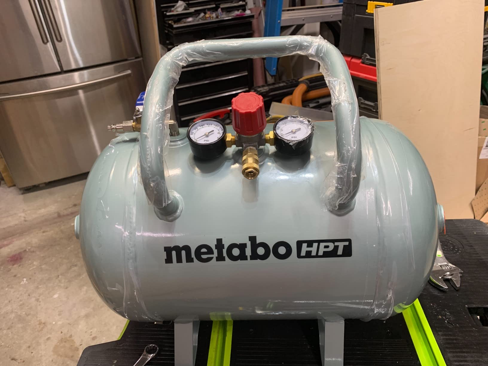 STEALTH Air Tank, High-Pressure 10-gallon Air Tank with Maximum 225PSI Pressure, 5 Quick Connect Couplers, Rubber Reinforced Handle Design (Blue, SAA-110T) customer photo 2