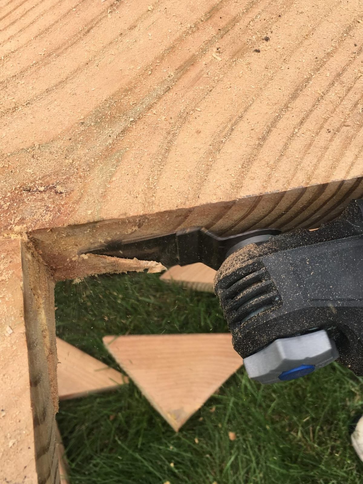 Dremel MM50-01 Multi-Max™ Oscillating Tool Kit customer photo 1