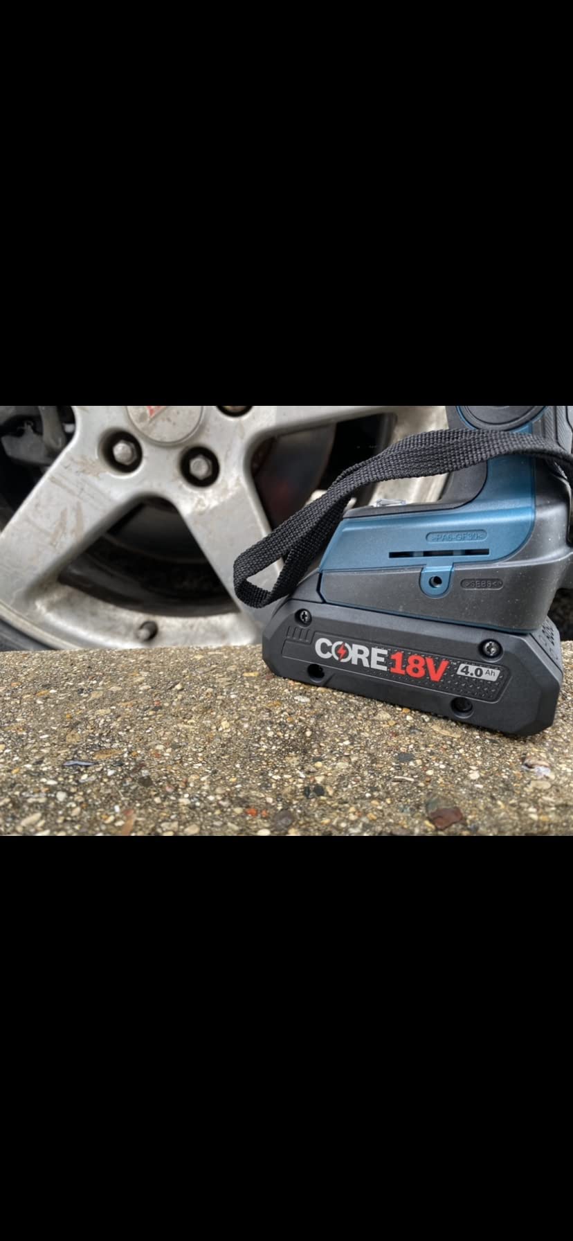 BOSCH GXL18V-251B25 18V 2-Tool Combo Kit with 1/4 In. and 1/2 In. Two-In-One Impact Driver, Compact Tough 1/2 In. Hammer Drill/Driver and (2) CORE18V 4.0 Ah Batteries customer photo 1