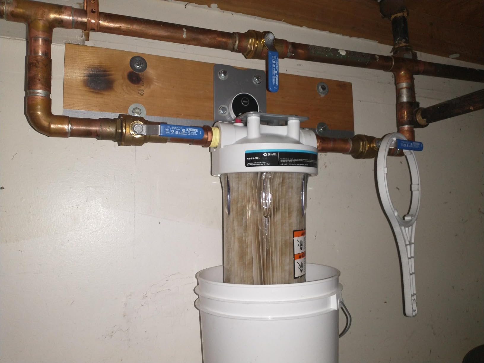 A. O. Smith Whole House Salt-Free Scale Control | 600K Gal | AO-WH-DSCLR customer photo 1
