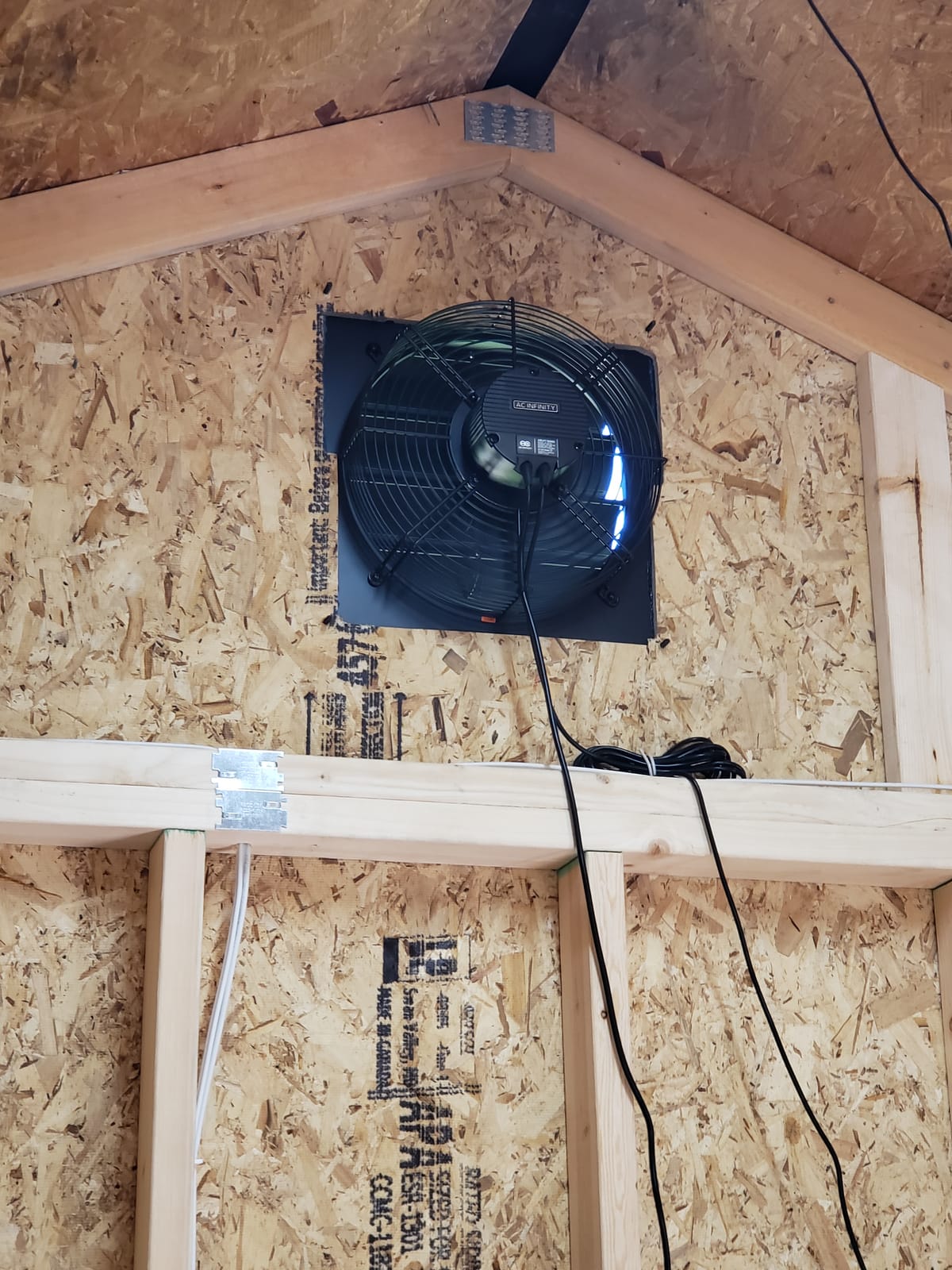 AC Infinity AIRLIFT T12 Shutter Exhaust Fan 12