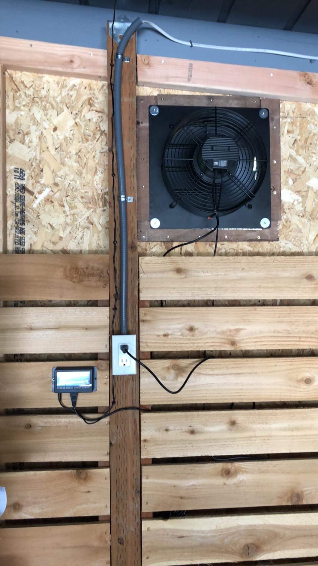 AC Infinity AIRLIFT T12 Shutter Exhaust Fan 12
