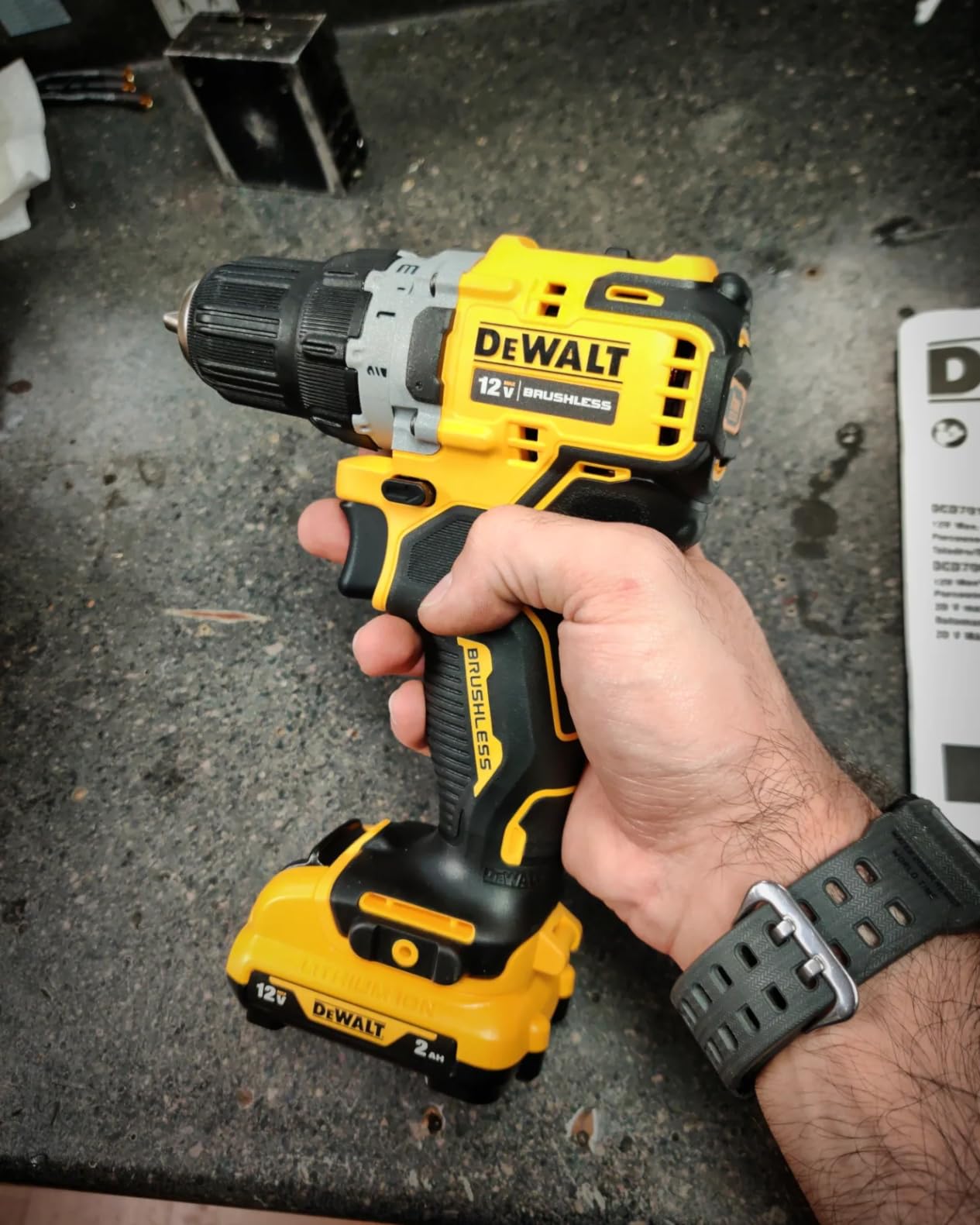 DEWALT XTREME 12V MAX* Cordless Drill / Driver Kit, 3/8-Inch (DCD701F2) customer photo 2