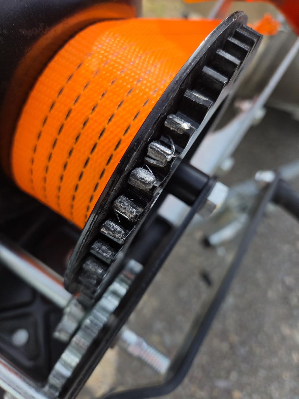 OPENROAD 1600lbs Hand Winch Boat Winch, Hand Crank Winch with 10m (32ft) Cable Manual Winches, Two-Way Adjustable Boat Trailer Winch, Corrosion Resistant Towing Winches (1600lbs) customer photo 2