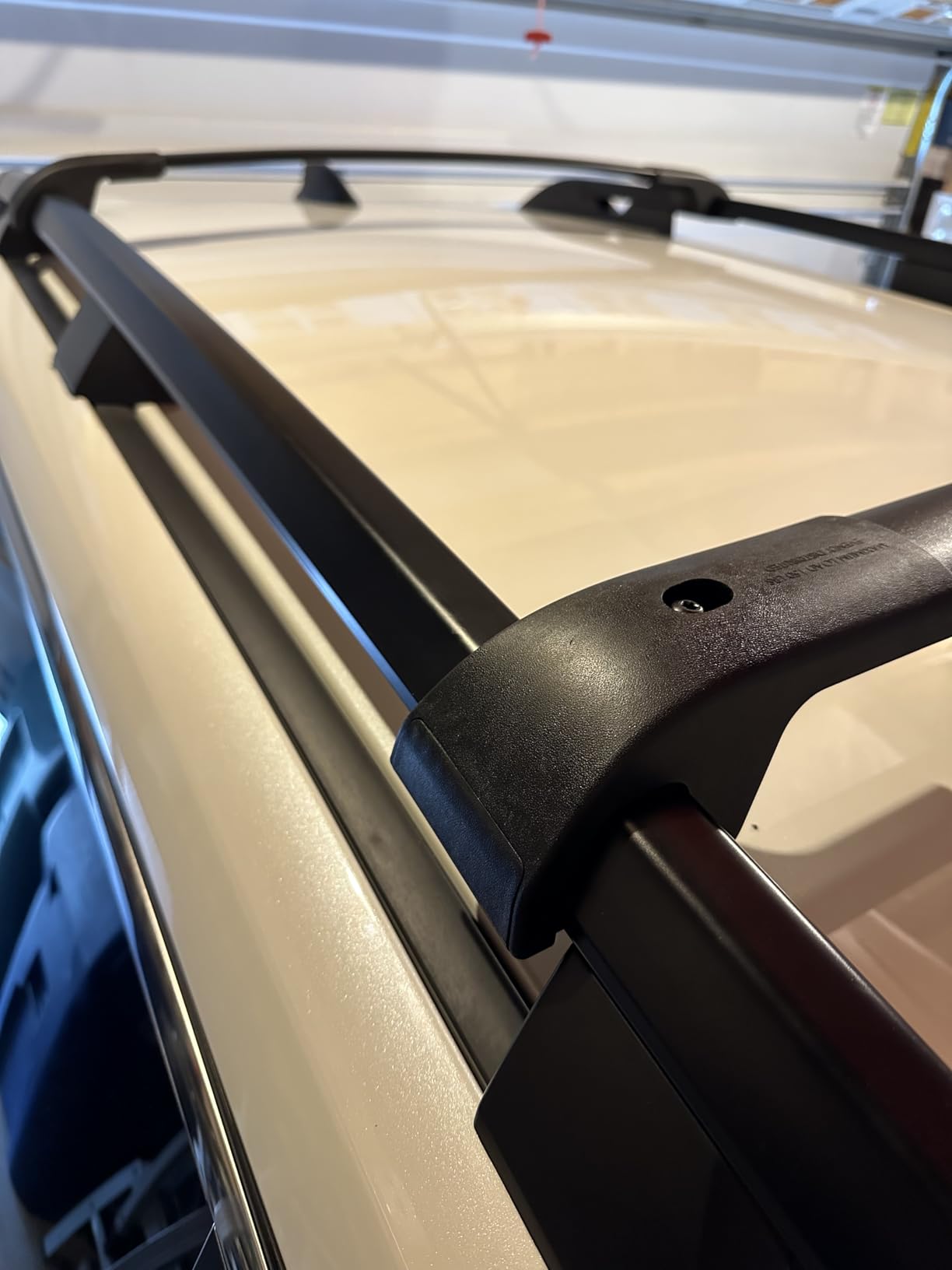 Subaru Aero Crossbar Adjustable Roof Rack for 2019-2026 Ascent - SOA843X040 - Genuine OEM customer photo 2