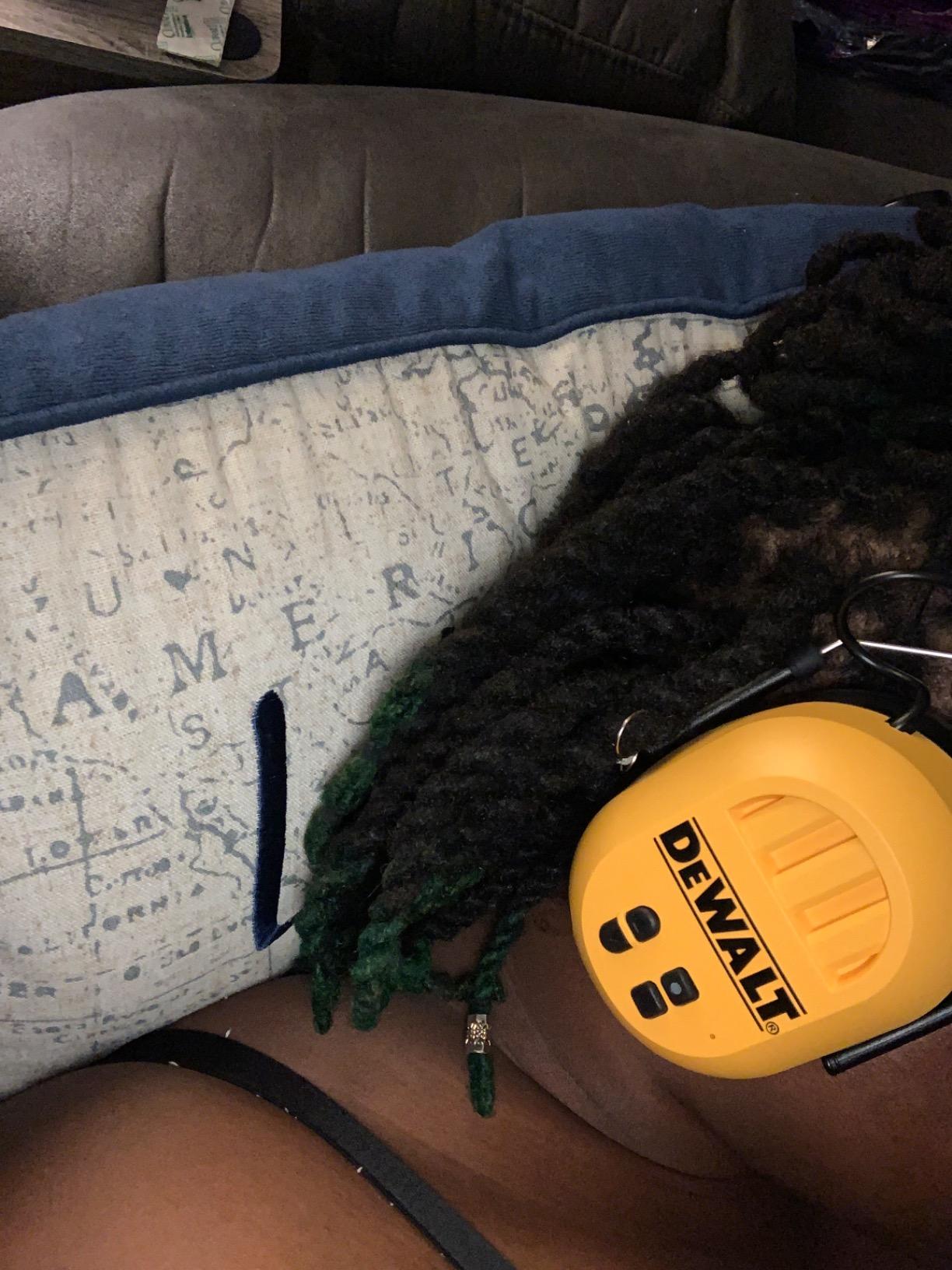 DEWALT DPG17 Rechargeable Bluetooth Earmuffs, Hearing Protection, NRR 25 customer photo 2