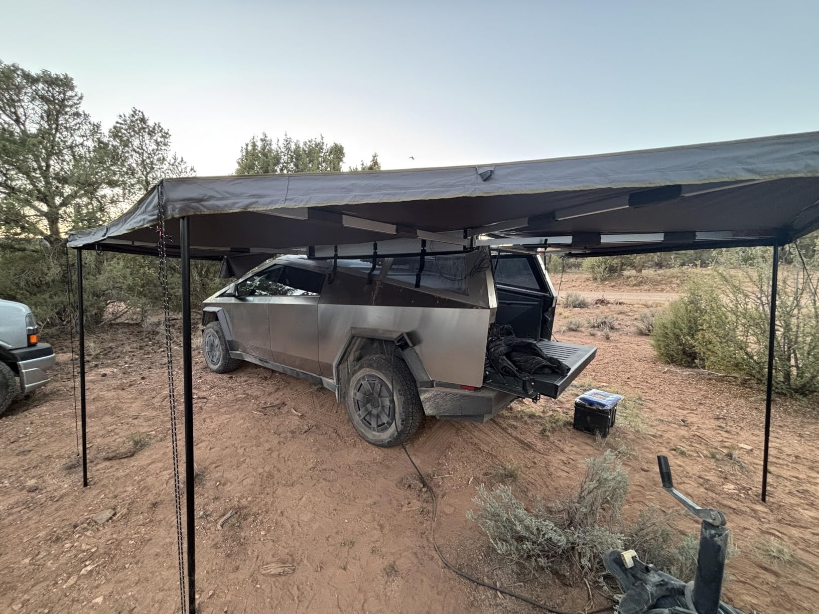 Overland Vehicle Systems 19519907 HD Nomadic 270 Degree Awning Driver Side | 129 Sq Ft of Coverage | Dark Gray Fabric with Travel Cover Included | Twist and Lock Technology | Weather-Resistant customer photo 1