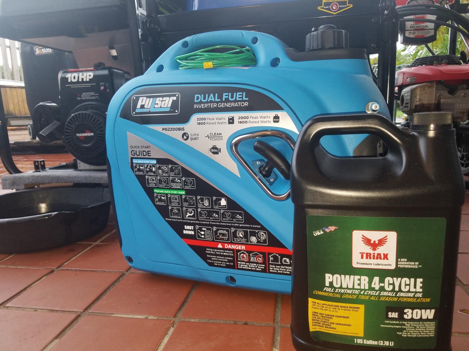 TRIAX Power 4-Stroke 10W-30 Full Synthetic 4-Cycle Small Engine Motor Oil | For Lawnmower, Generator, Tractor, Log Splitter, Snow Blower, Pressure Washer, Cement Mixer, and More (1 Quart) customer photo 1