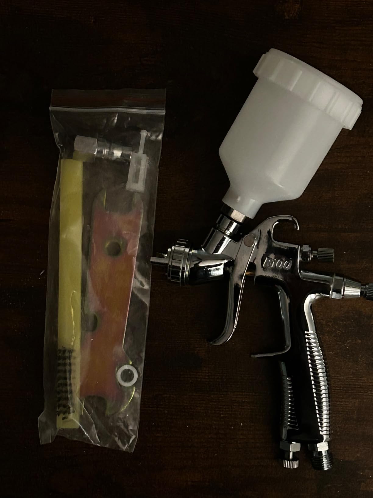 LVLP Mini Spray Gun-R100,Professional Touch Up Air Paint Sprayer with 1.0 mm Nozzle, 125cc Capacity Cup, Detail Paint Gun for House Painting, Automotive and Furniture Painting customer photo 2