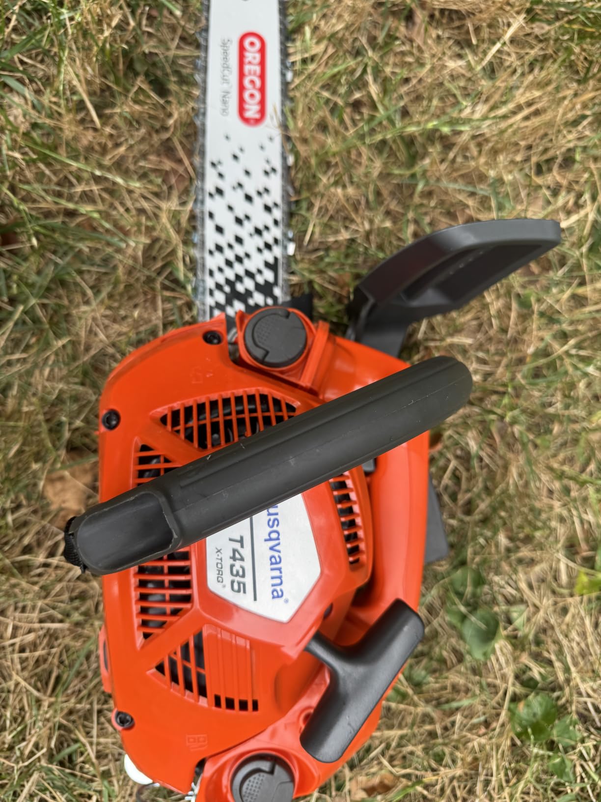 Husqvarna T435 12 in. 35.2cc Top Handle Gas Chainsaw customer photo 2