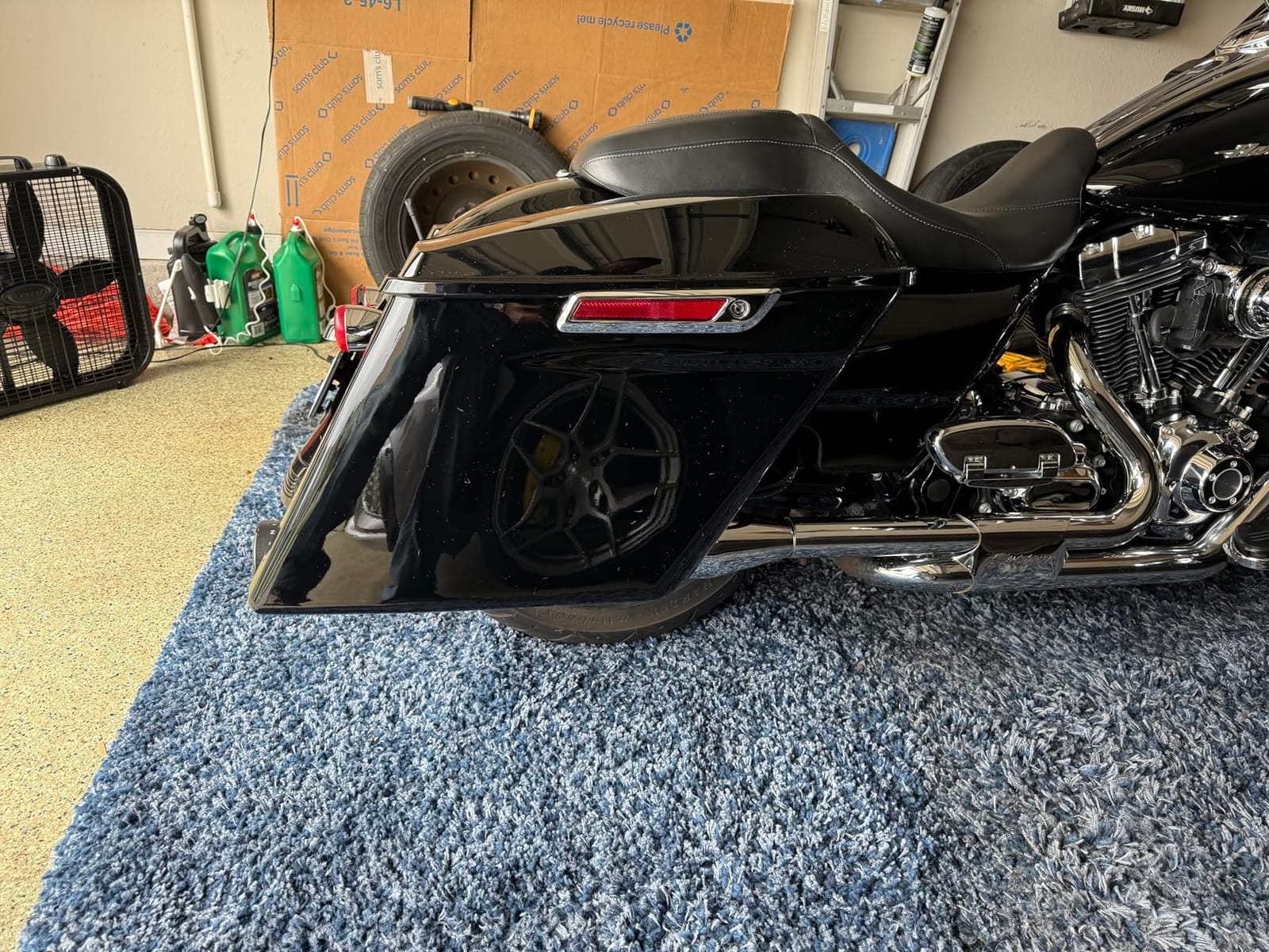 TCMT Motorcycle Hard Saddlebags W/Liner Fit For 2014-2024 Harley Saddlebags customer photo 1