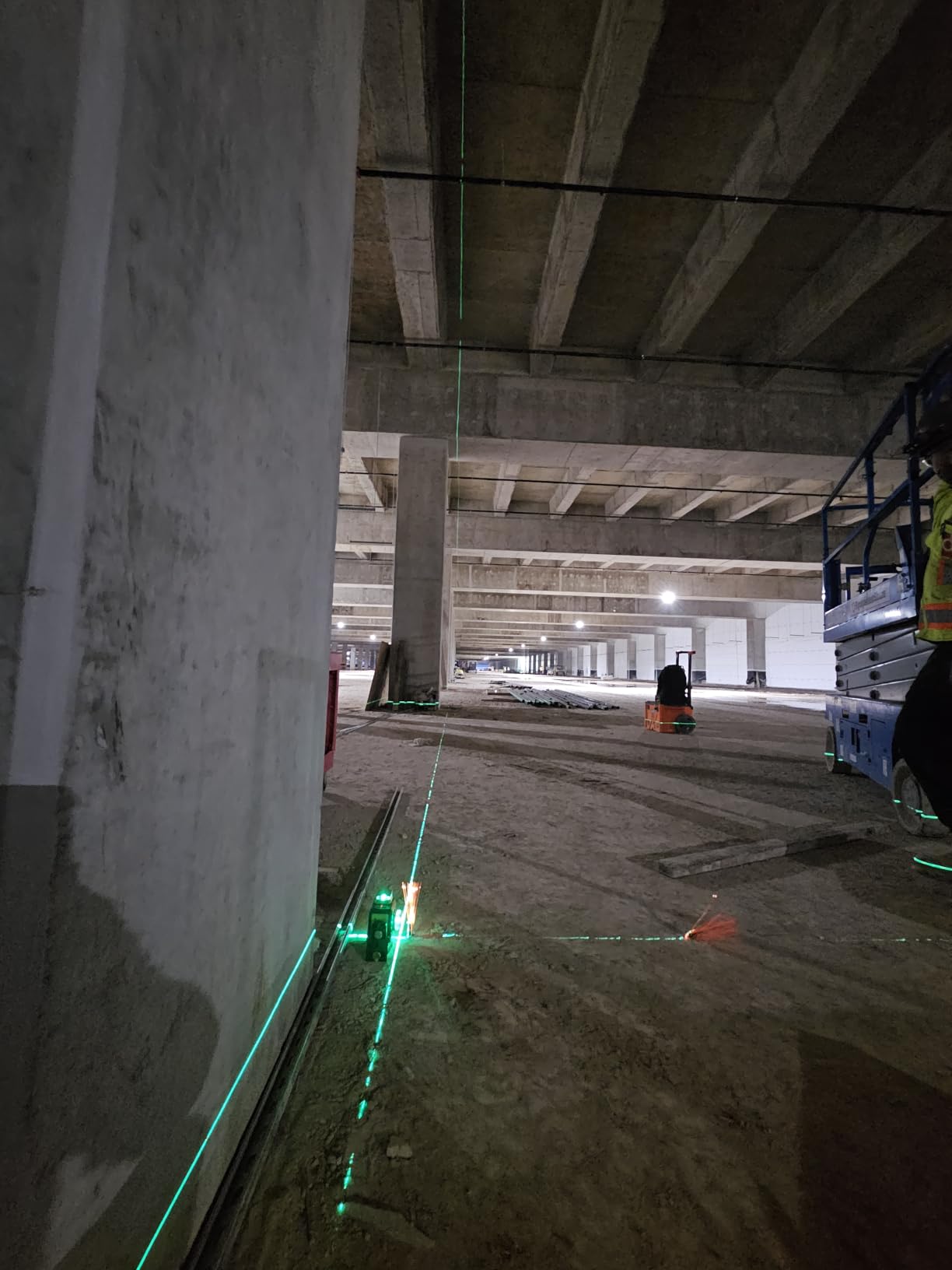 HUEPAR Laser Level 360 Self Leveling, 3x360° Best Green Line Laser Leveler customer photo 2