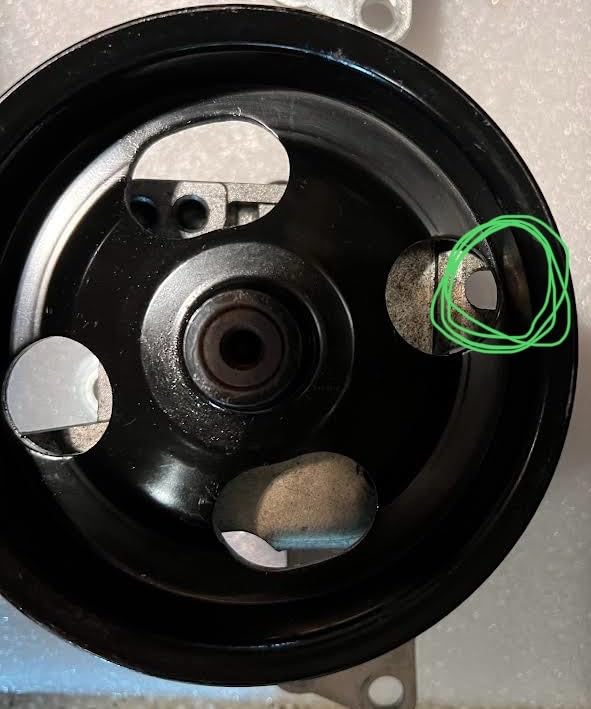 A-Premium Power Steering Pump, with Pulley & Bracket customer photo 1