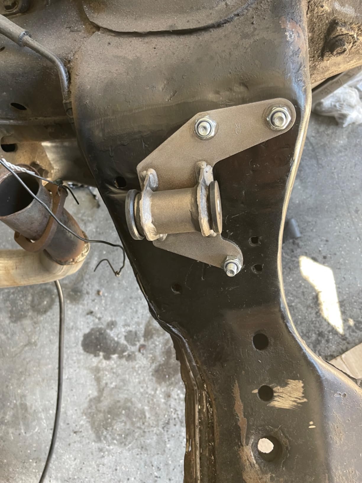 maXpeedingrods LS Engine Swap Mount Adapter Kit for G-Body 1973-1988 customer photo 1