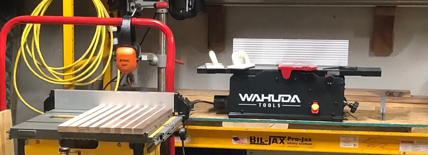 Wahuda Tools Jointer - 6-inch Benchtop Wood Jointer, Spiral Cutterhead Portable Jointer w/Cast Iron Tables & 4-Sided Carbide Tips & 10amp motor, Woodworking Tools for All Wood Types (50160CC-WHD) customer photo 2