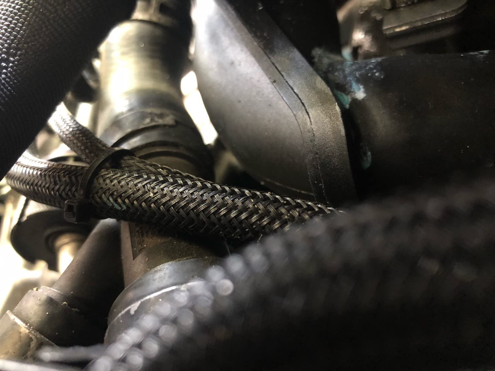 A-Premium Engine Coolant Thermostat and Housing Assembly with Sensors, Seal customer photo 1