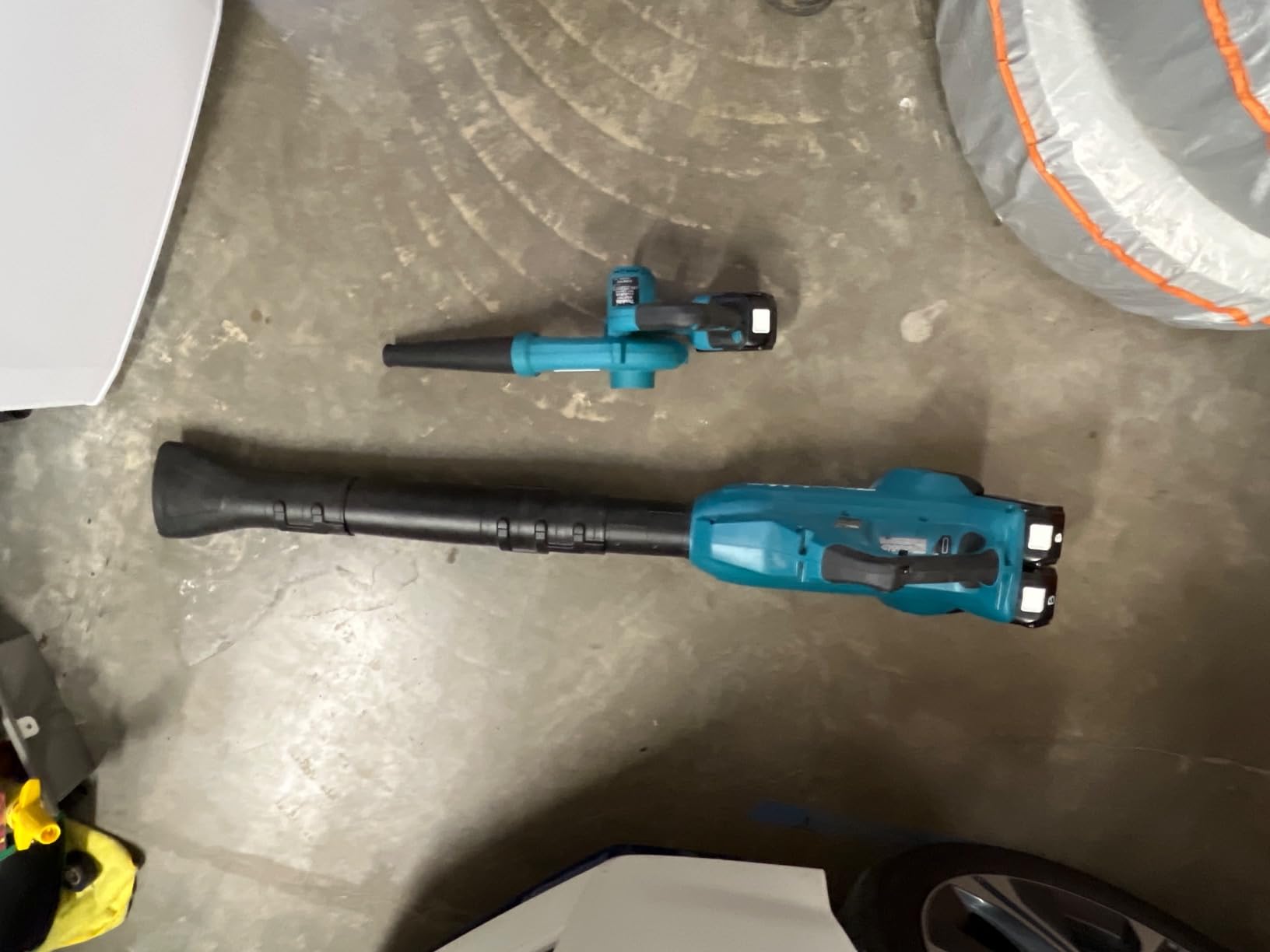 Makita DUB185Z Cordless Handheld Leaf Blower Powered by 18V LXT Li-Ion Battery customer photo 1