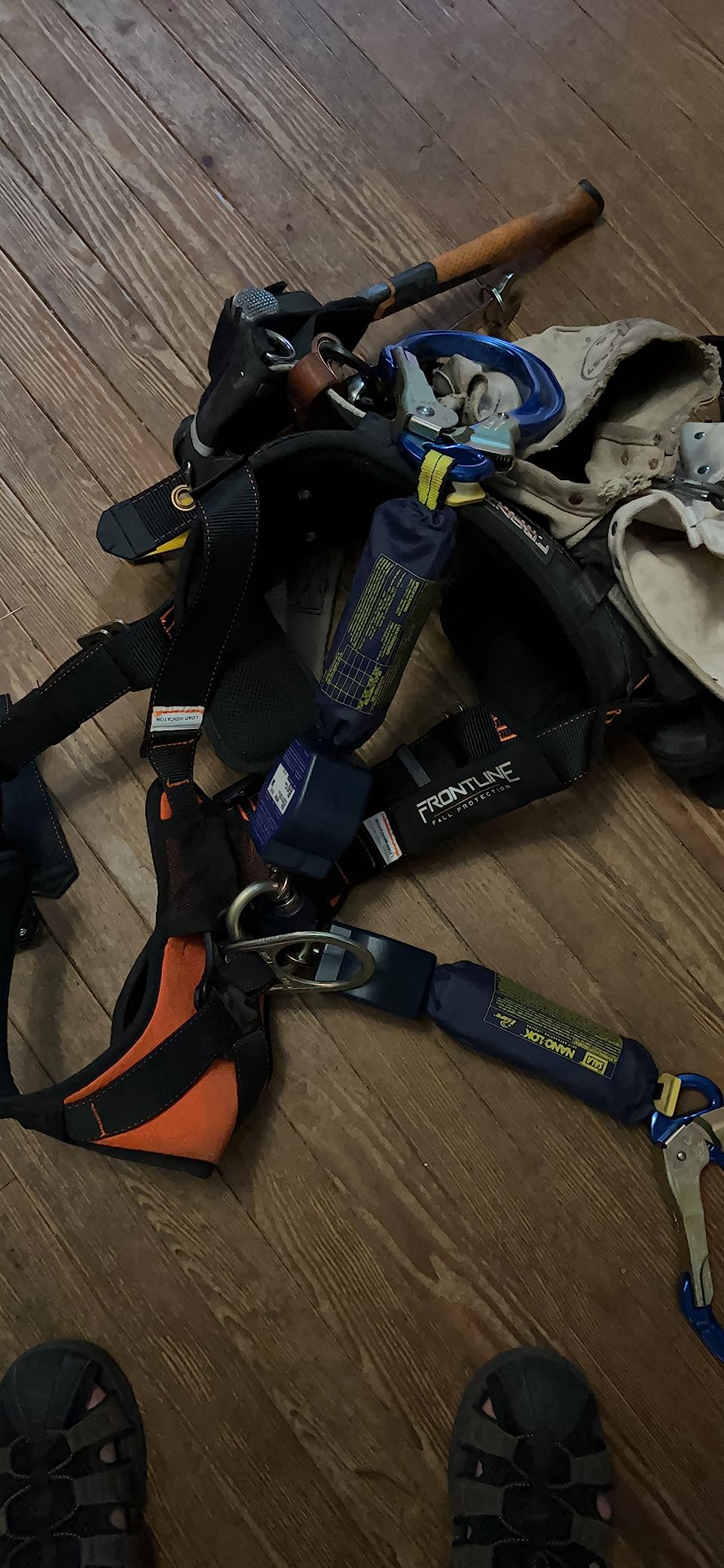 Frontline Full Body Harness | Suspension Trauma Straps| OSHA & ANSI Compliant customer photo 2