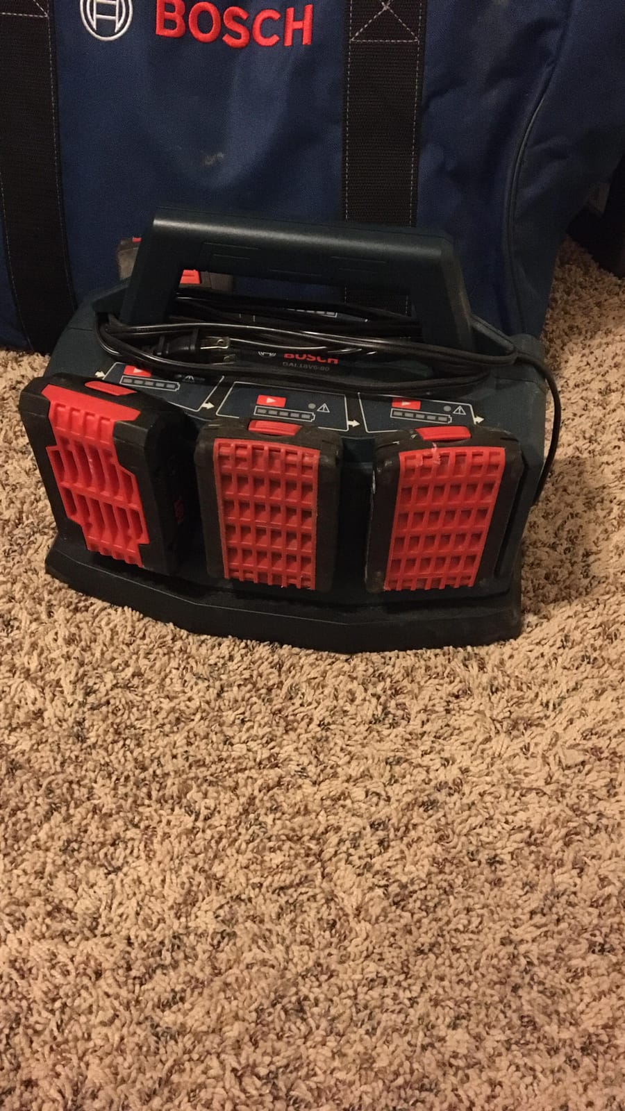 Bosch GAL18V6-80 18V 6-Bay Fast Battery Charger customer photo 2