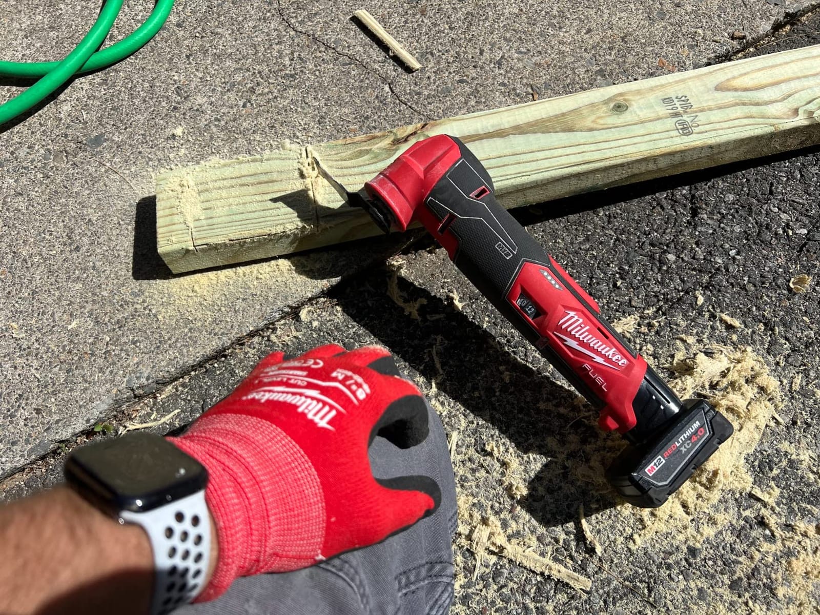 2526-20 M12 Brushless 12-Volt Lithium-Ion Cordless Oscillating Multi-Tool (Tool-Only) customer photo 2
