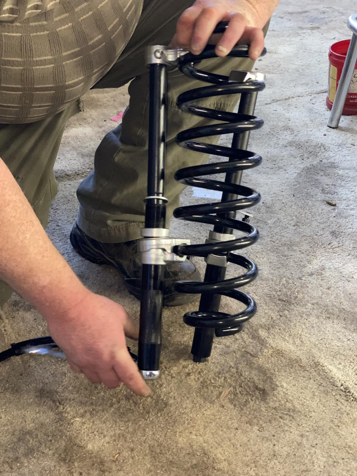 Heavy Duty Coil Spring Compressor Tool Set customer photo 2