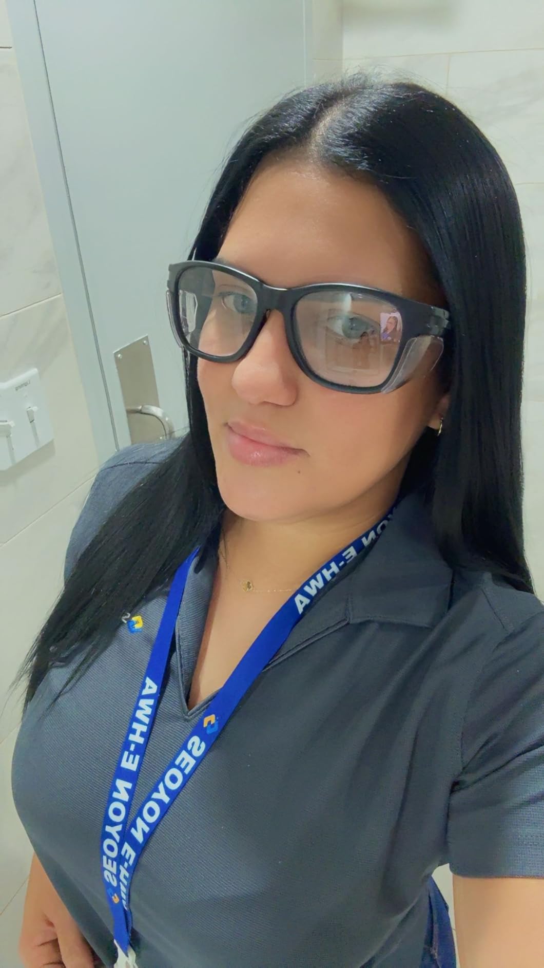 LianSan Oversize Anti-Fog Safety Glasses for Nurses, Z87.1 Certified Goggles for Women, Square UV Protection customer photo 2