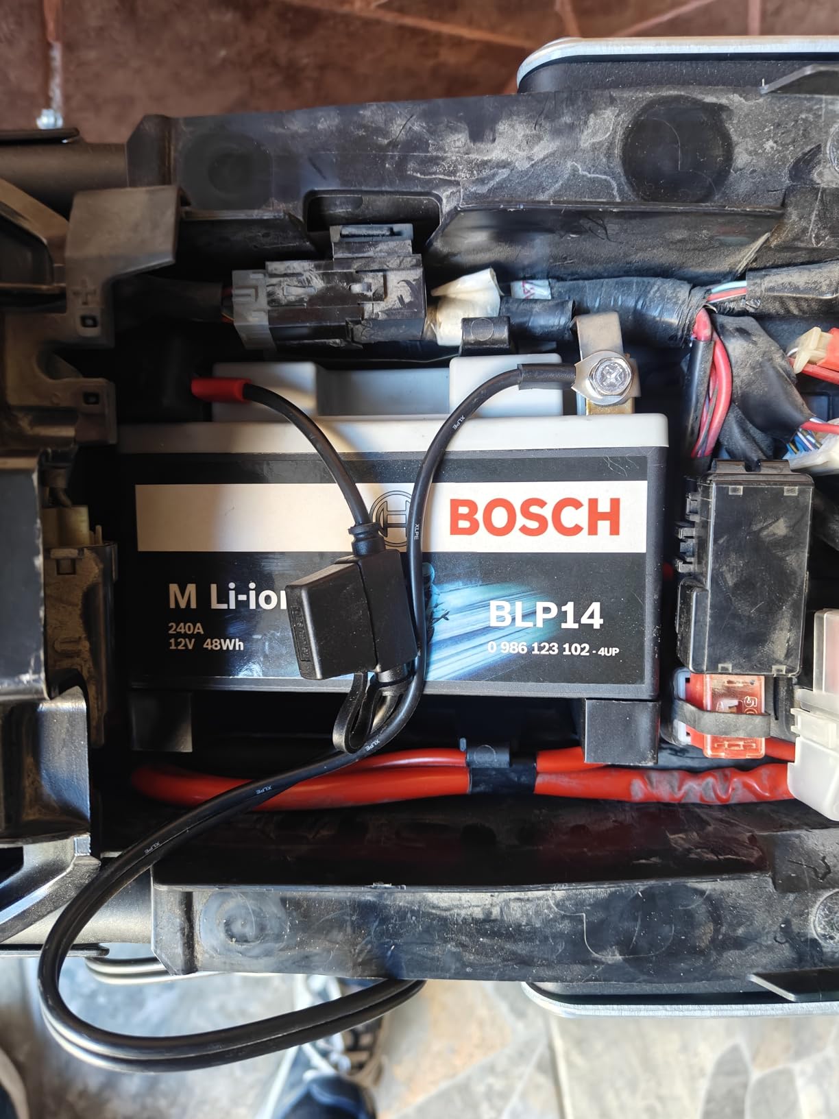 BOSCH BLP20L Lithium PowerSport Battery - Group 20, 12V, 420A customer photo 1